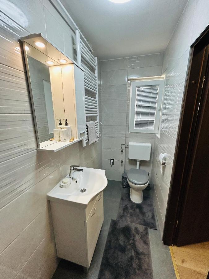 Apartment In Time Sesvete Bagian luar foto
